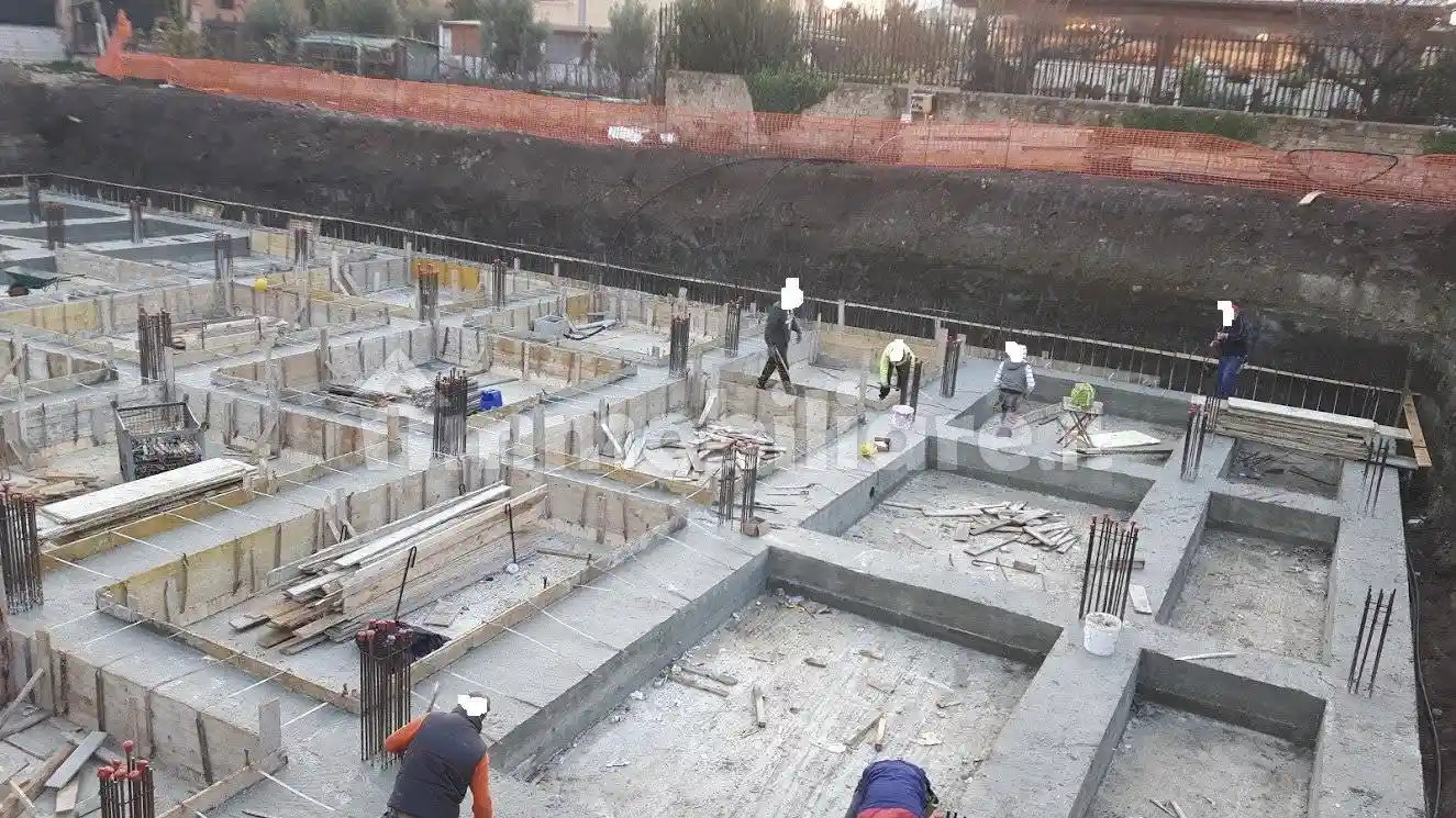 Palazzo - Edificio in vendita a Ciampino