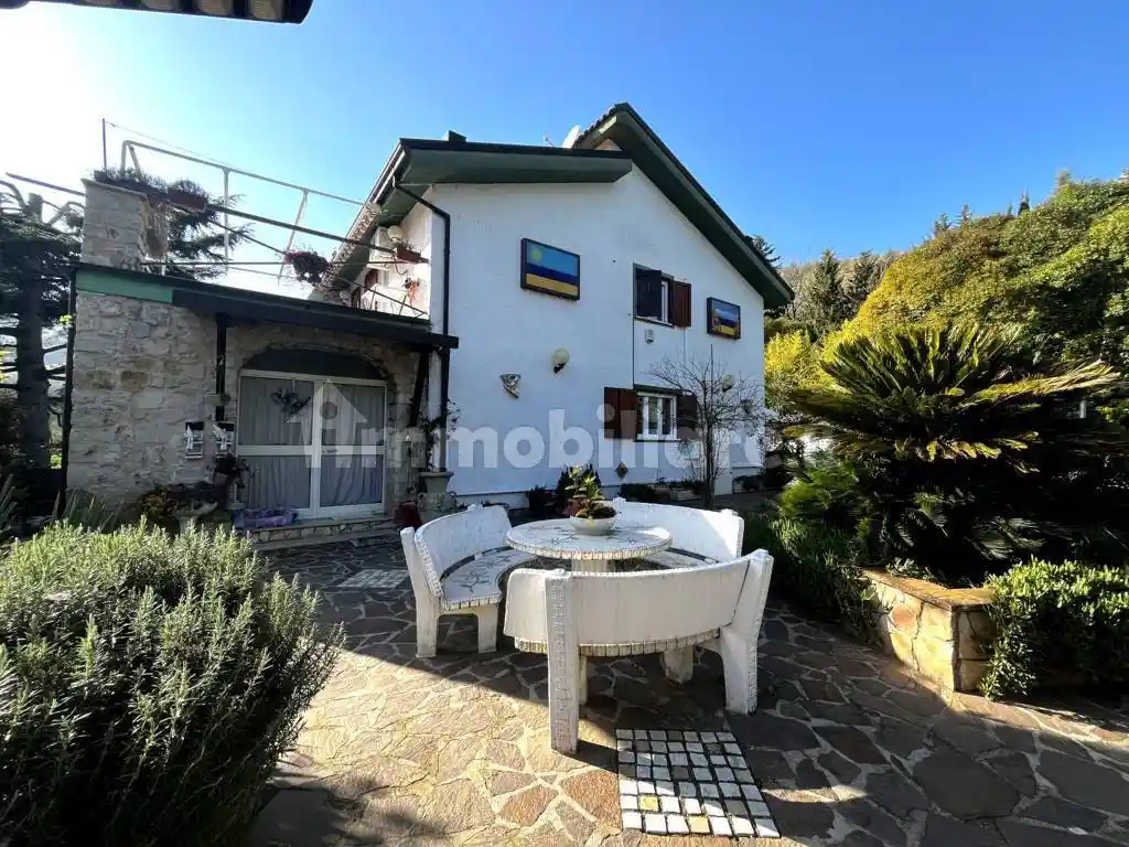 Villa in vendita a Pico