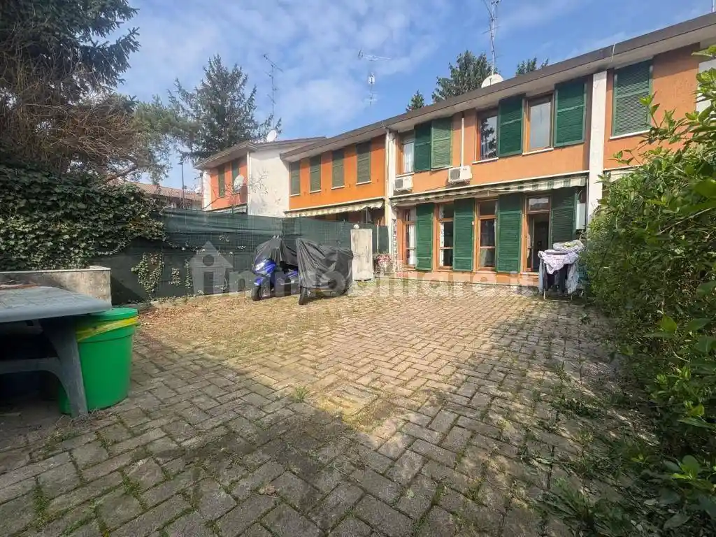 Villetta a schiera in vendita a Cesate