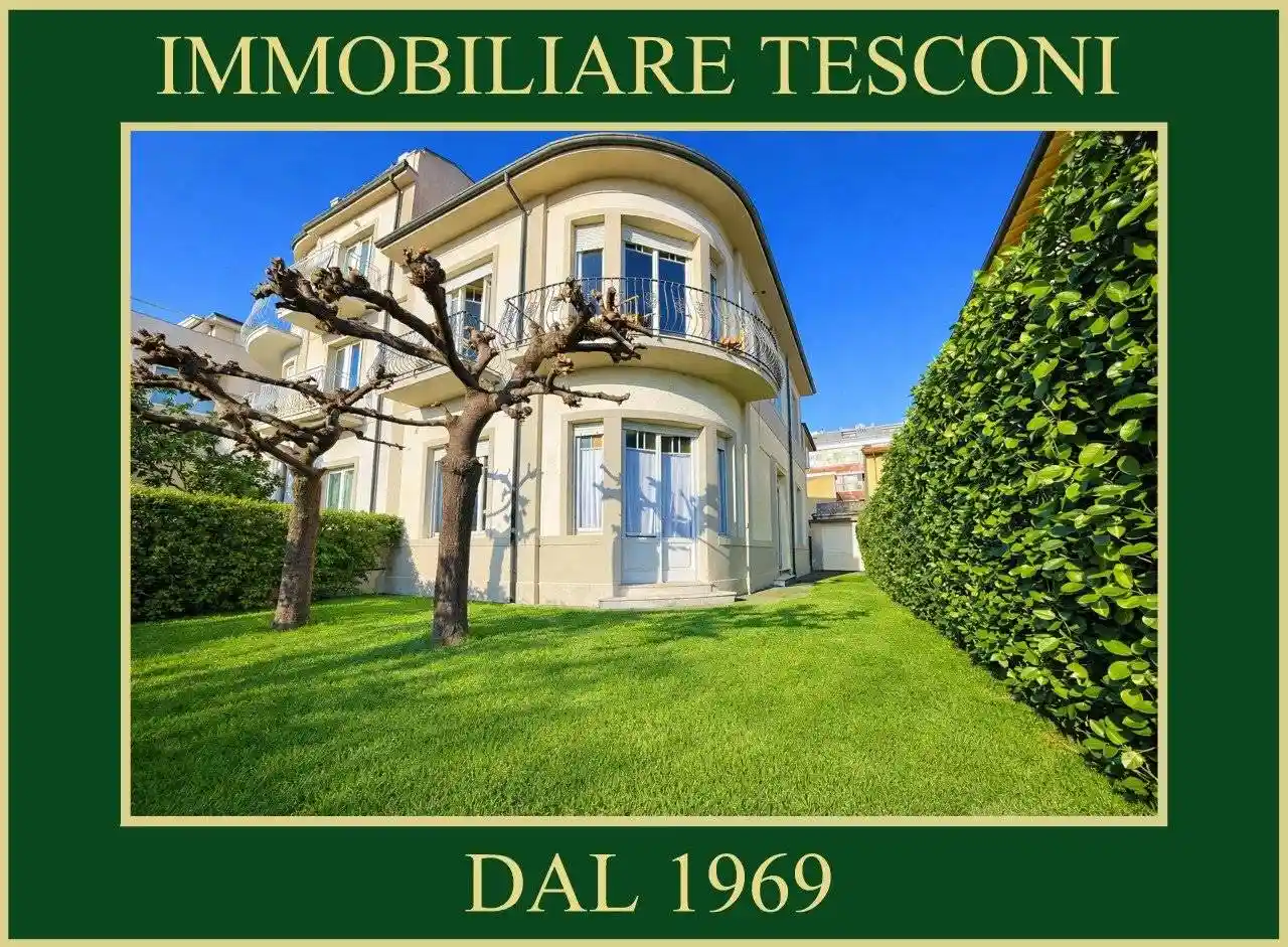 Villa in vendita a Camaiore