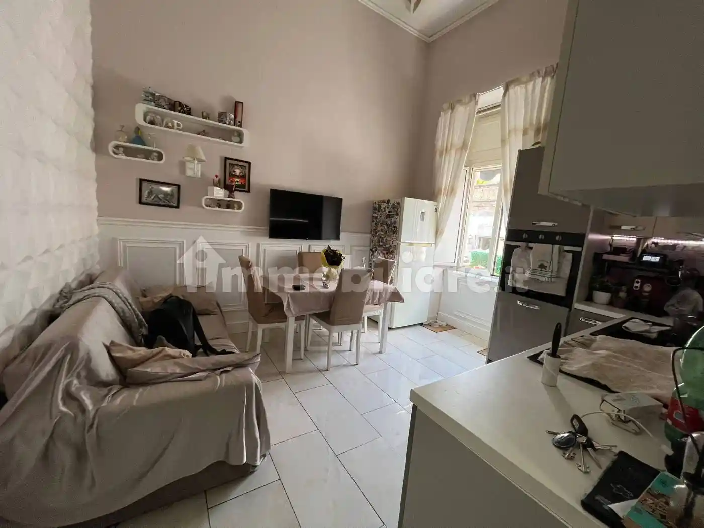 Appartamento in vendita a Napoli