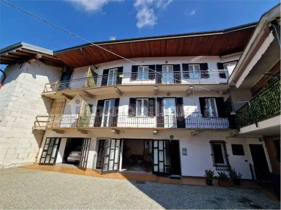 Casa indipendente in vendita a Briga Novarese