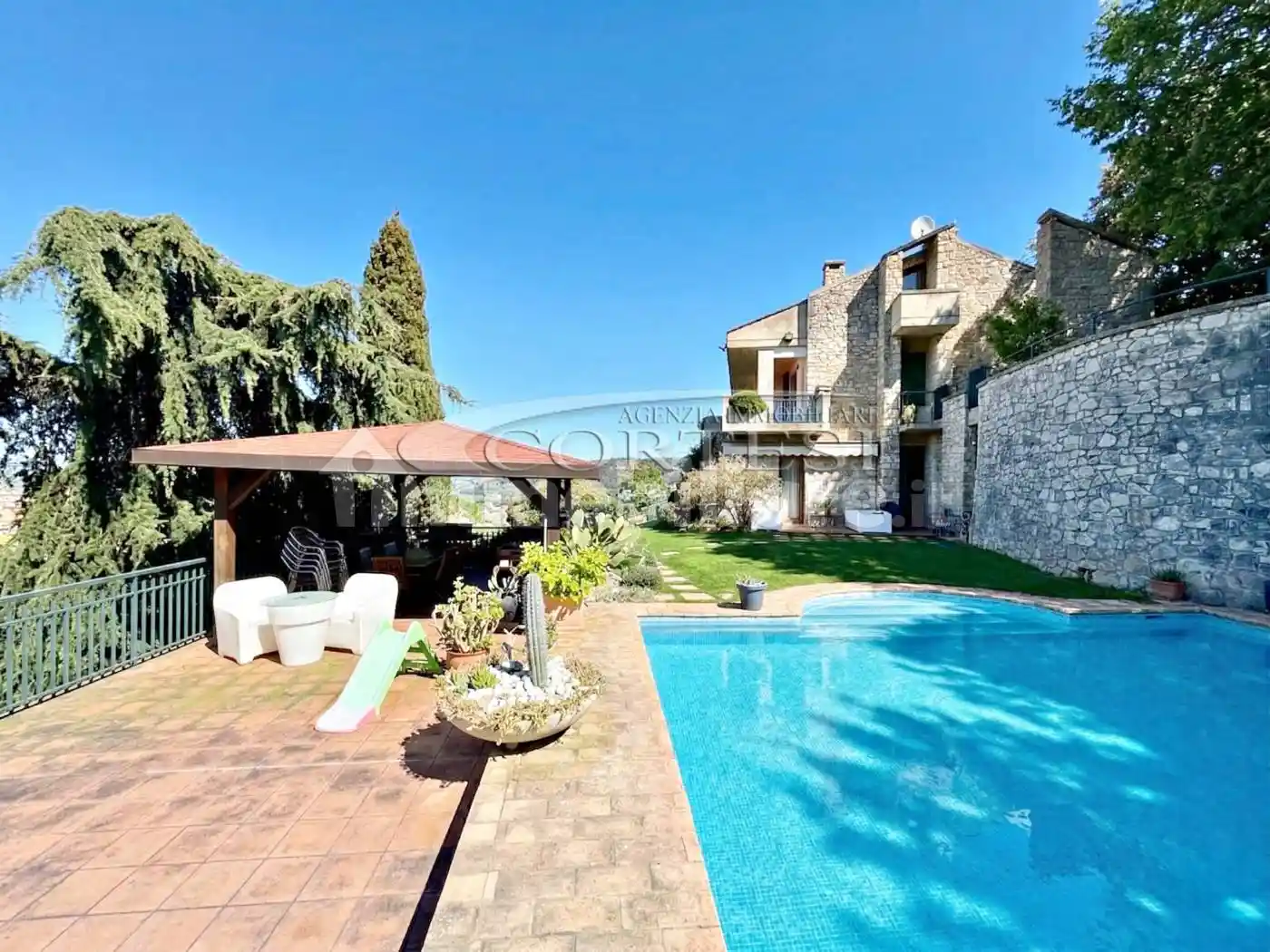 Villa in vendita a Perugia