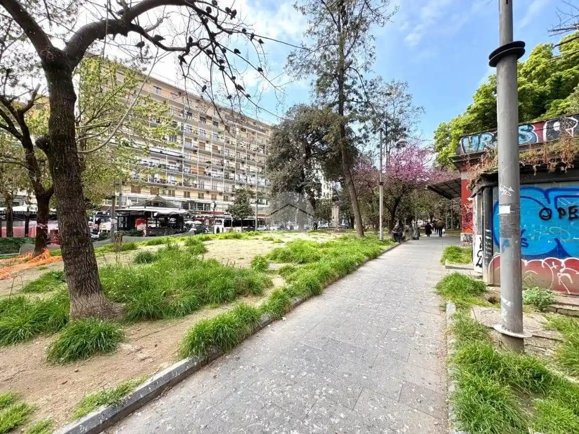 Appartamento in vendita a Napoli