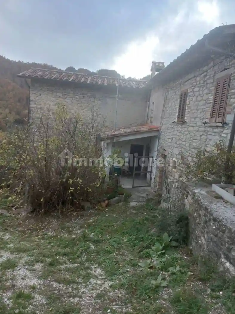 Rustico - Casale in vendita a Pietralunga