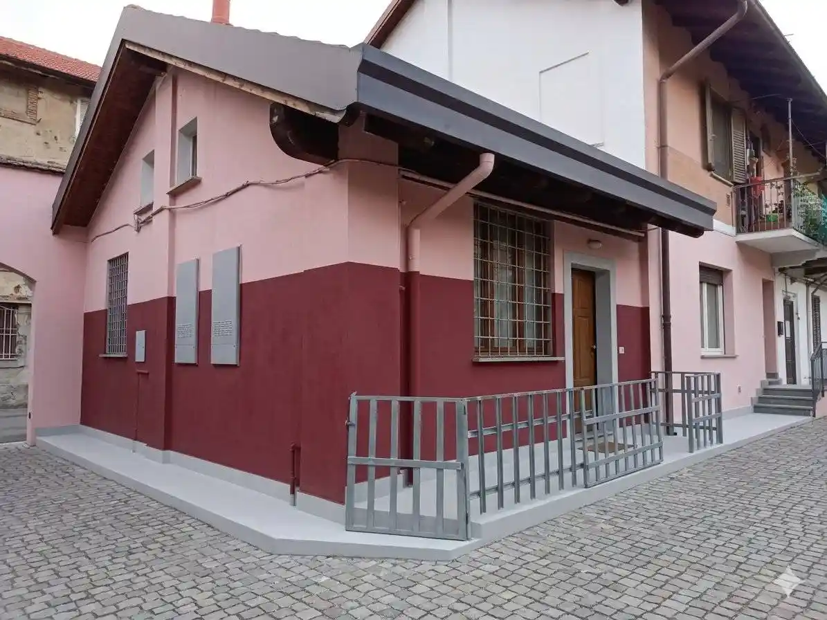 Casa indipendente in vendita a Cesate