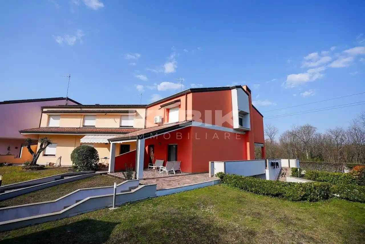 Villetta a schiera in vendita a Corno di Rosazzo