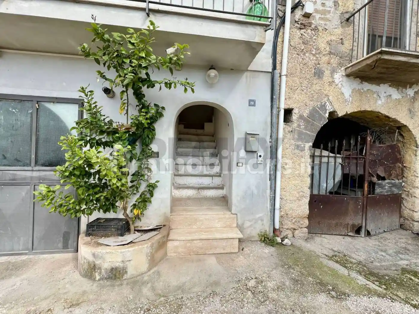 Appartamento in vendita a Vairano Patenora