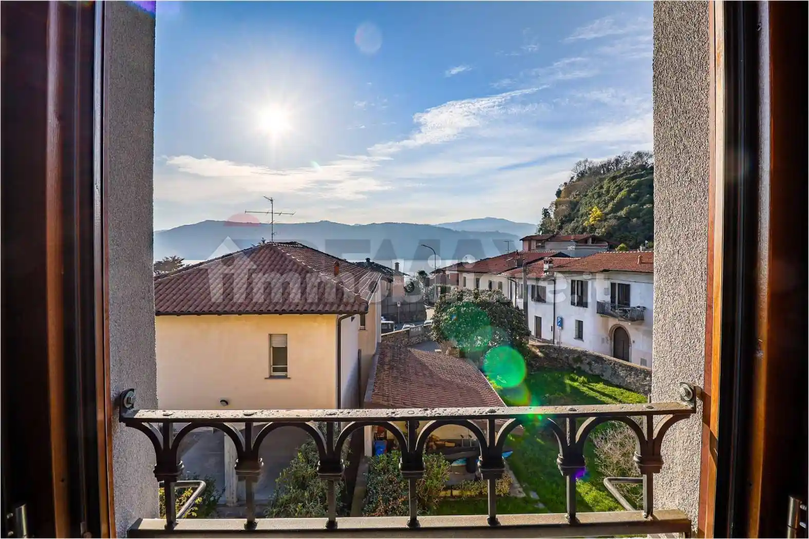 Appartamento in vendita a Leggiuno