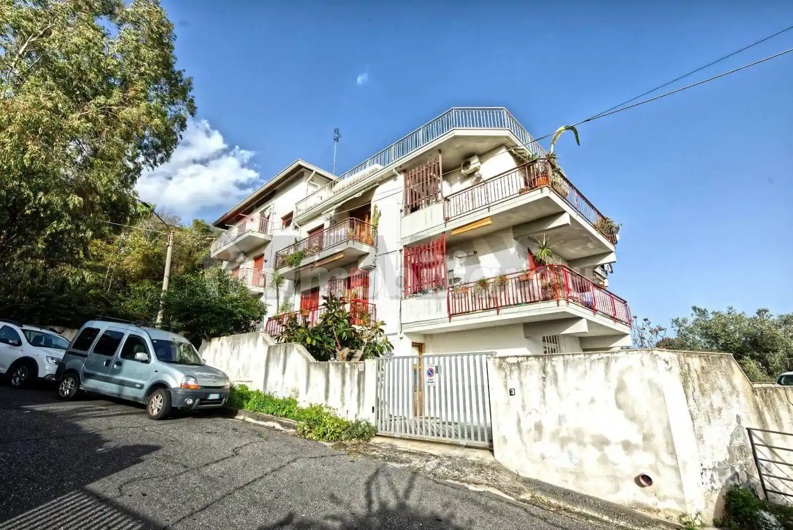 Appartamento in vendita a Sant'Agata li Battiati