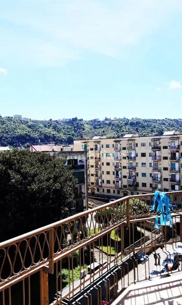 Appartamento in affitto a Napoli