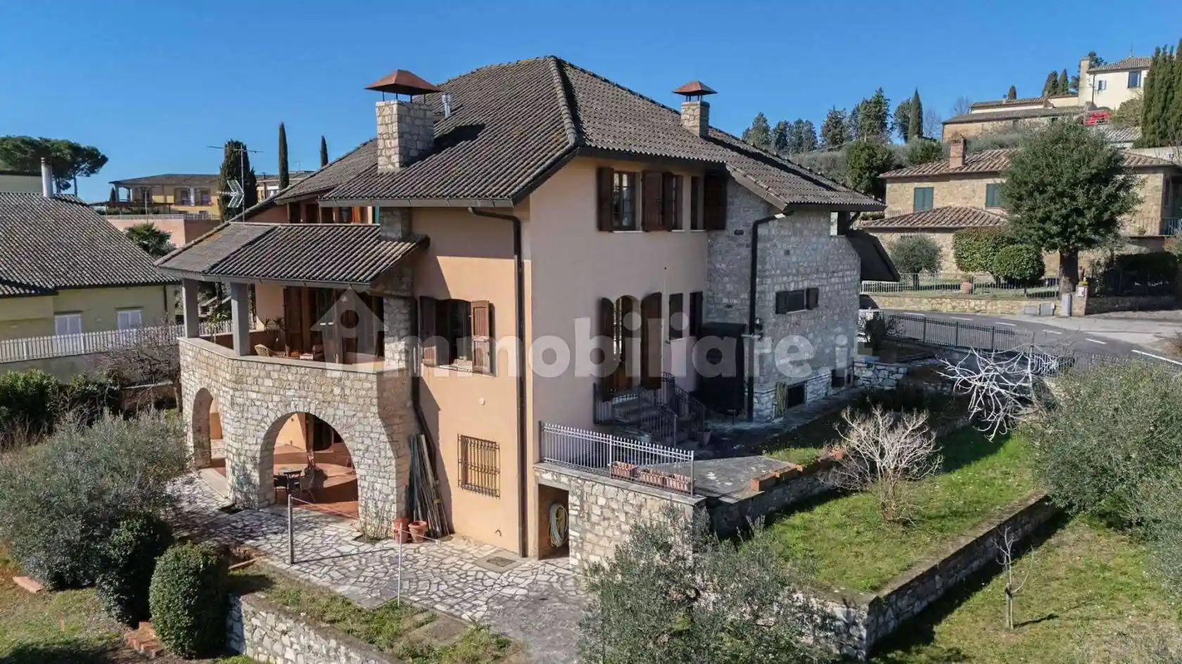 Villa in vendita a Sinalunga