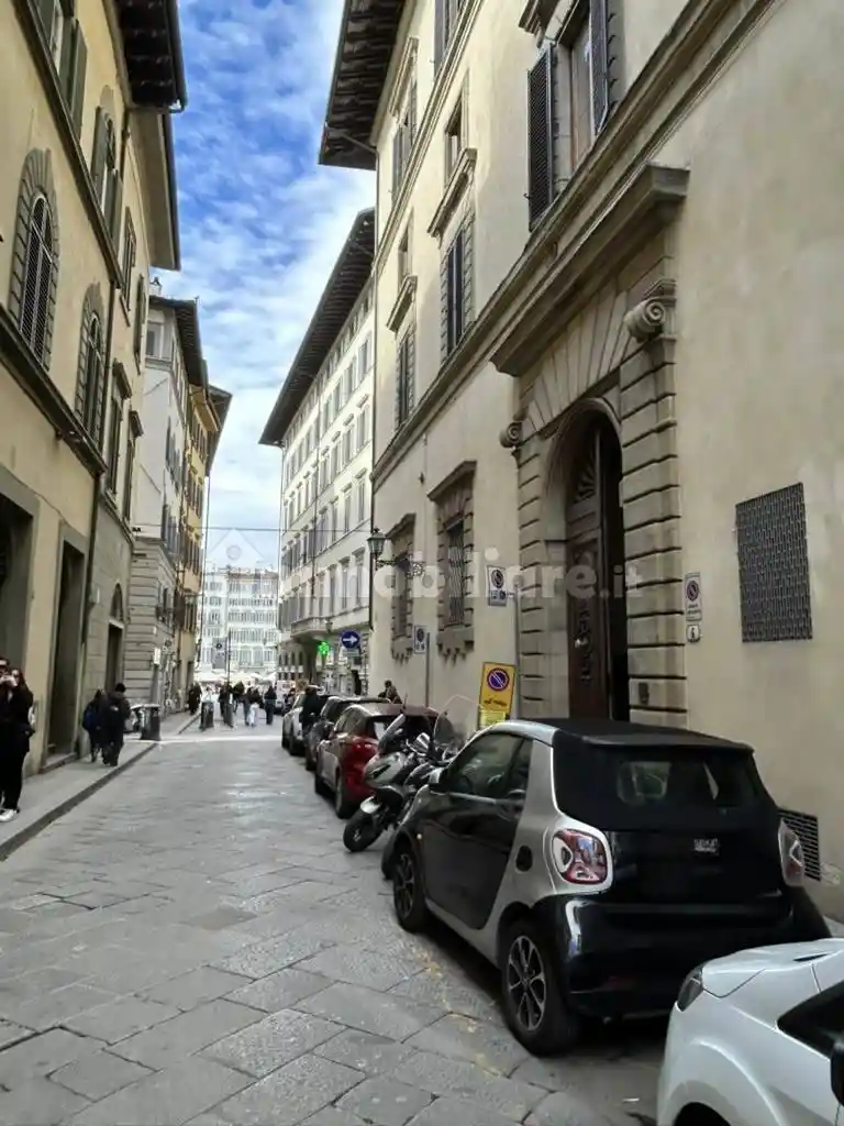 Appartamento in vendita a Firenze