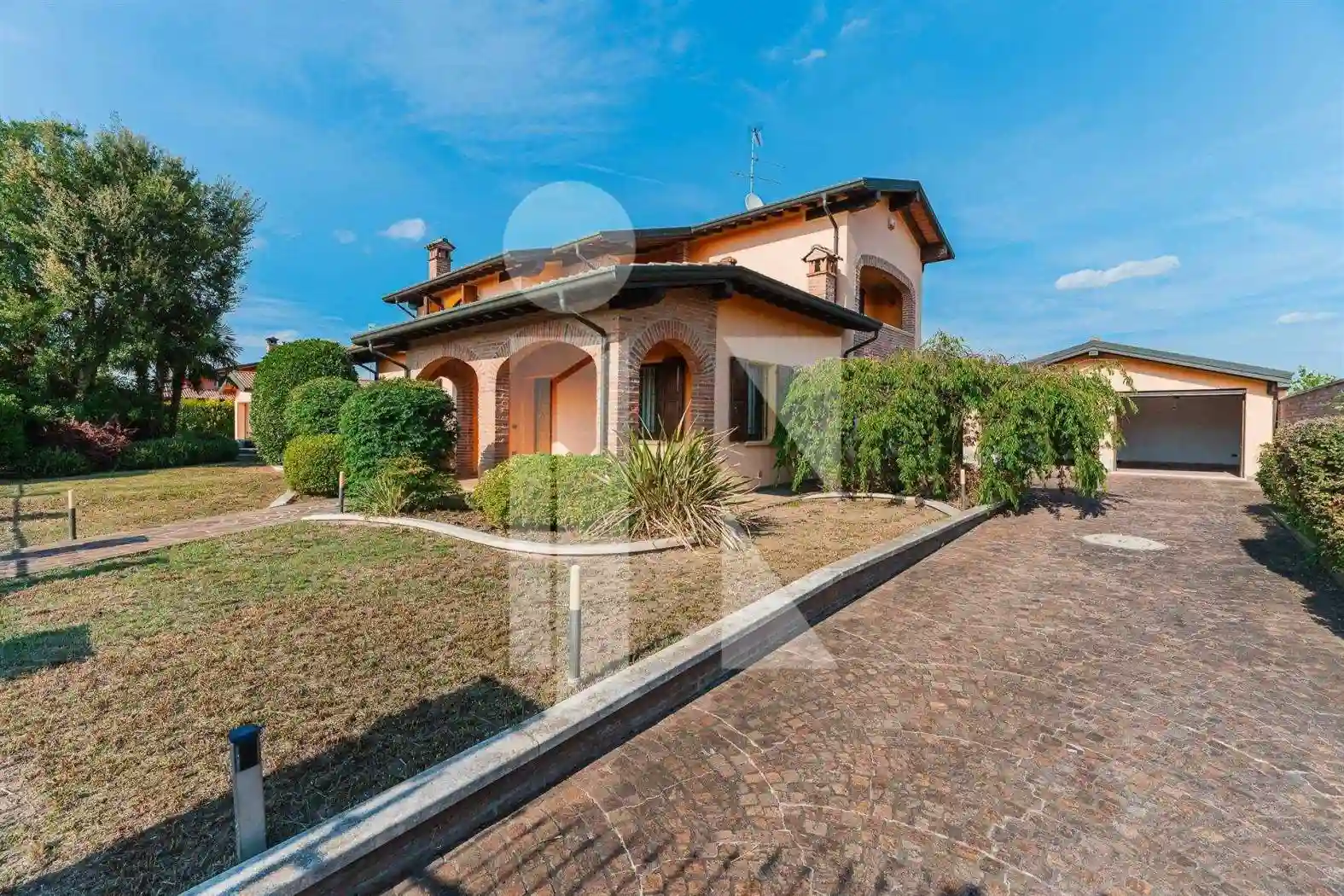 Villa - foto 2