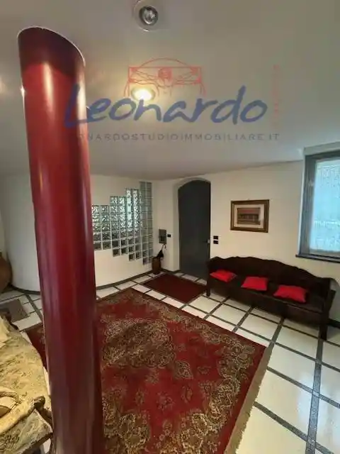 Casa indipendente in vendita a Piacenza