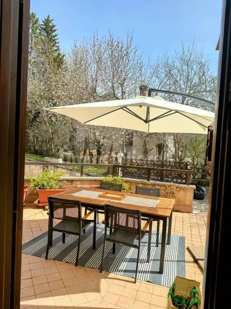 Appartamento in affitto a Rocca di Mezzo