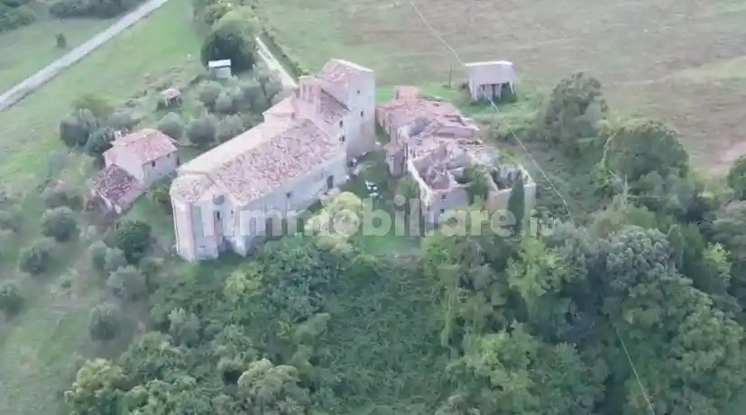 Palazzo - Edificio in vendita a Pietralunga