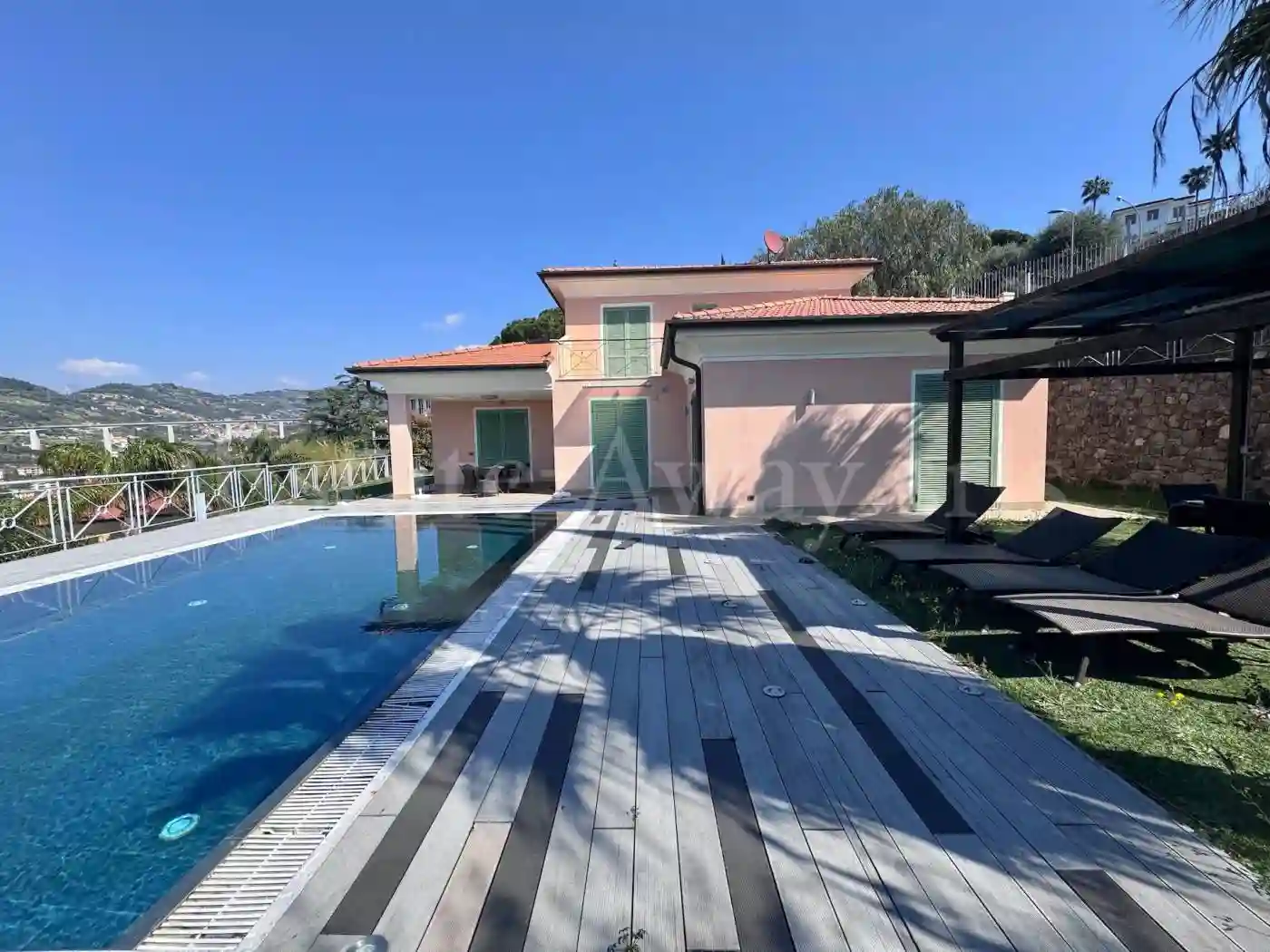 Villa - foto 2