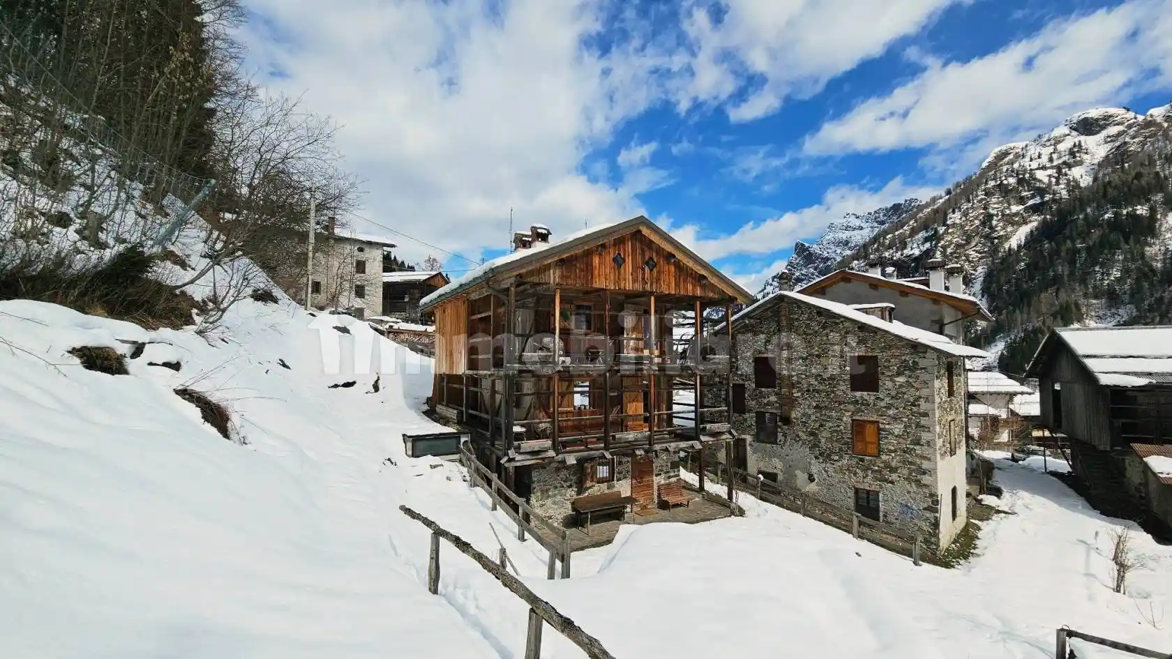 Casa indipendente in vendita a Canale d'Agordo