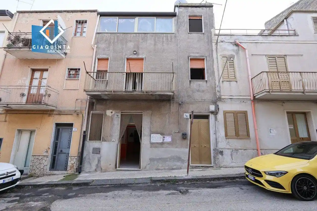 Casa indipendente in vendita a Ramacca
