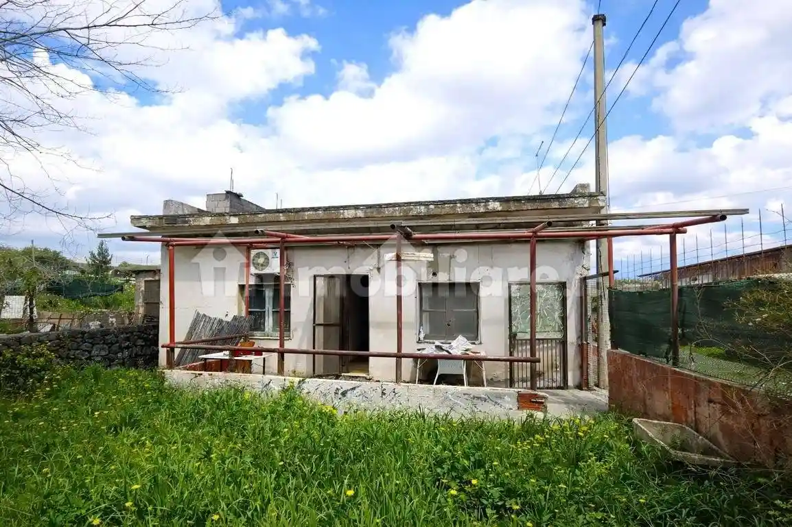 Casa indipendente in vendita a San Pietro Clarenza
