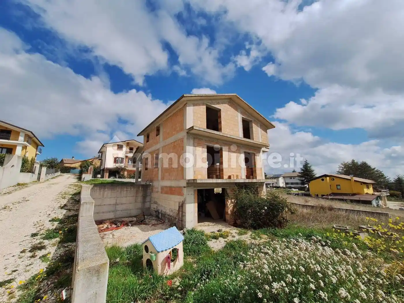 Villa in vendita a Oratino