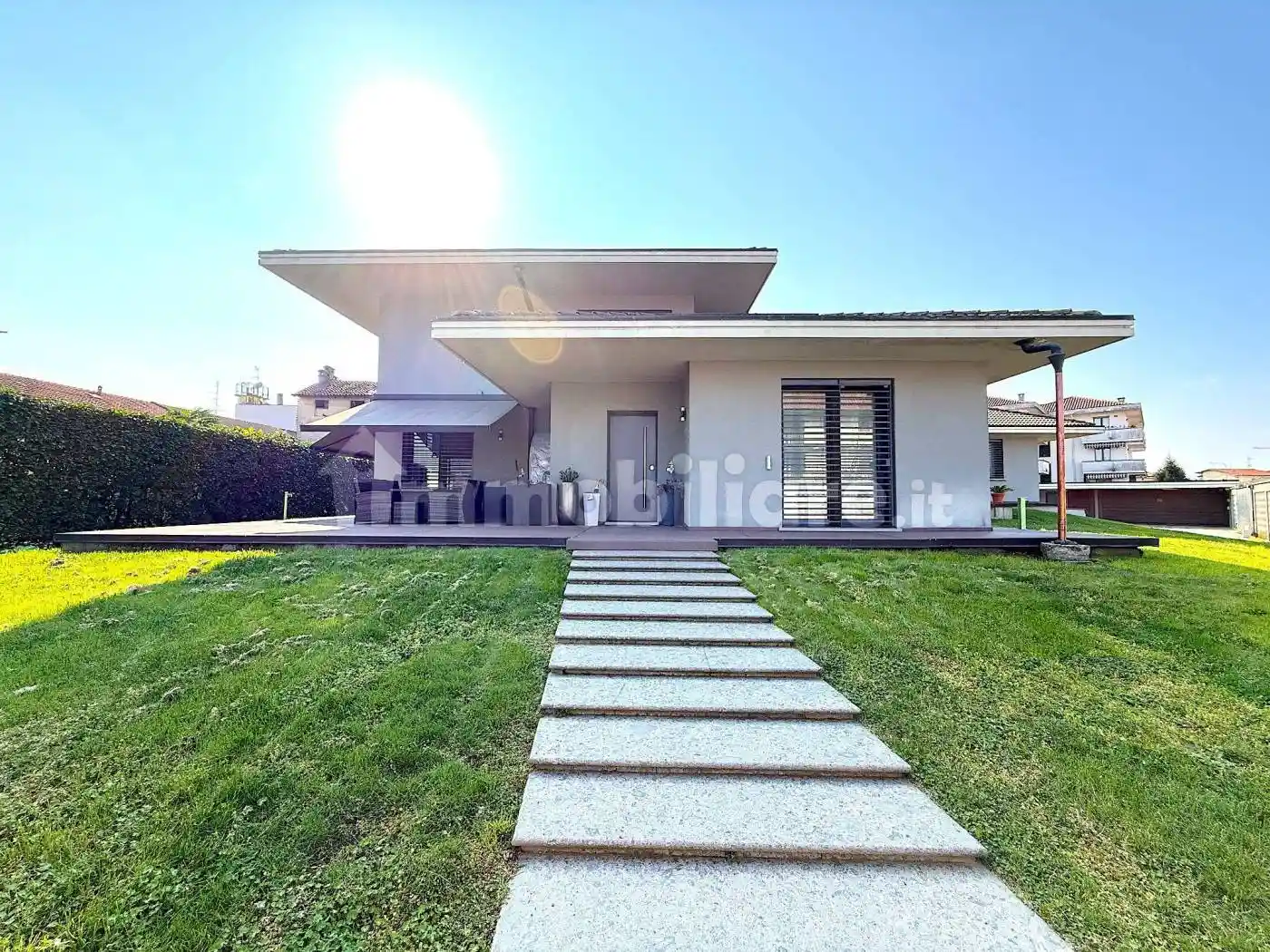 Villa in vendita a Trecate