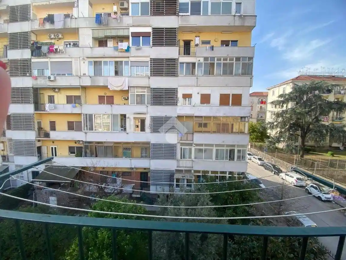 Appartamento in vendita a Napoli