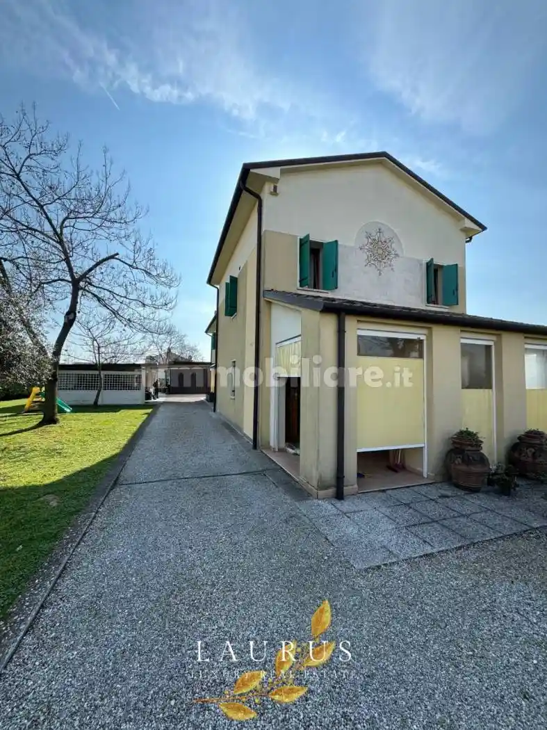 Villa in vendita a San Vendemiano
