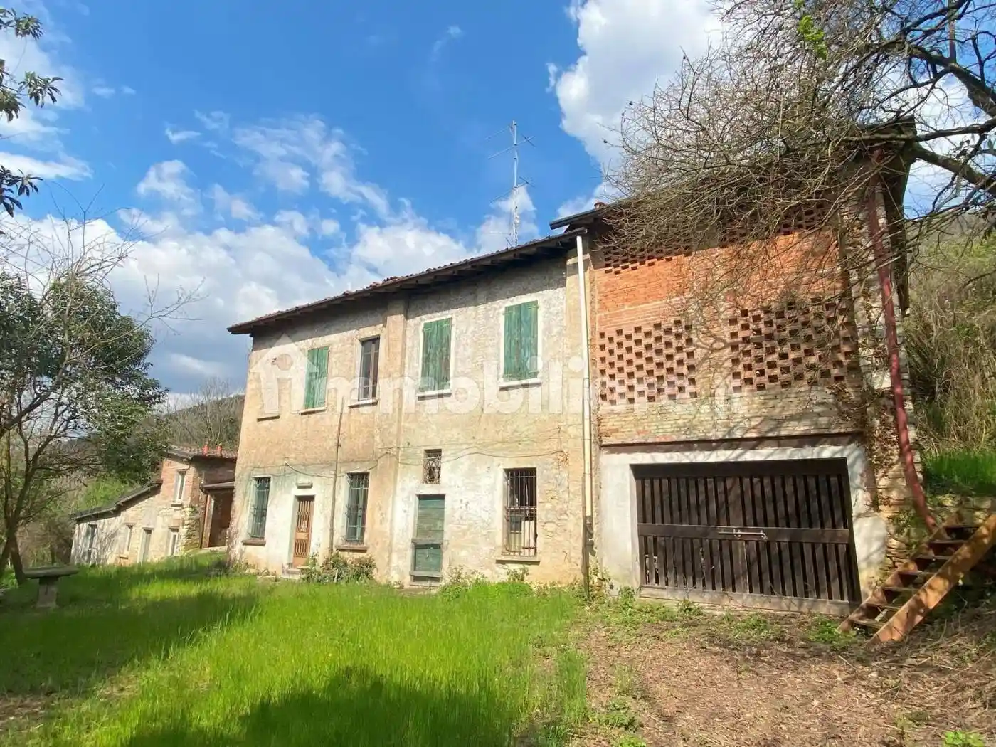 Rustico - Casale in vendita a Brescia