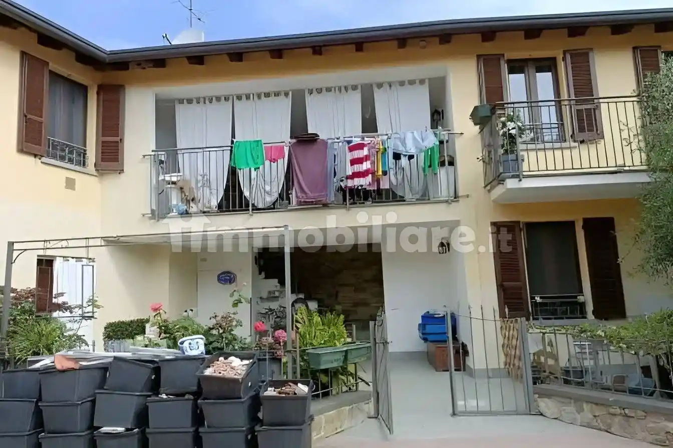 Appartamento in vendita a Cermenate