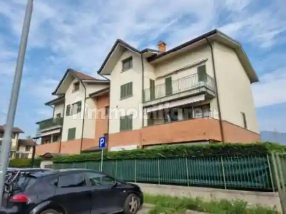 Appartamento in vendita a Brembate di Sopra