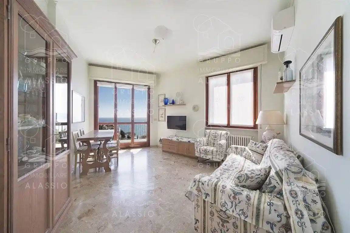 Appartamento in vendita a Alassio