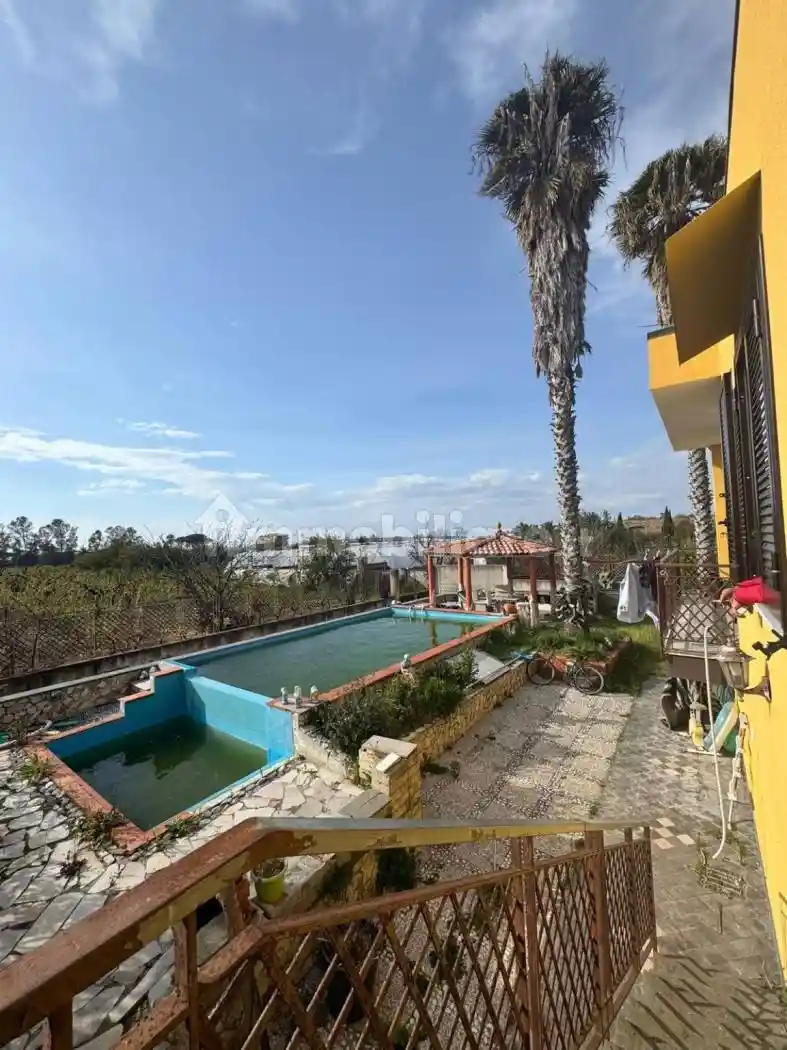 Appartamento in vendita a Giugliano in Campania