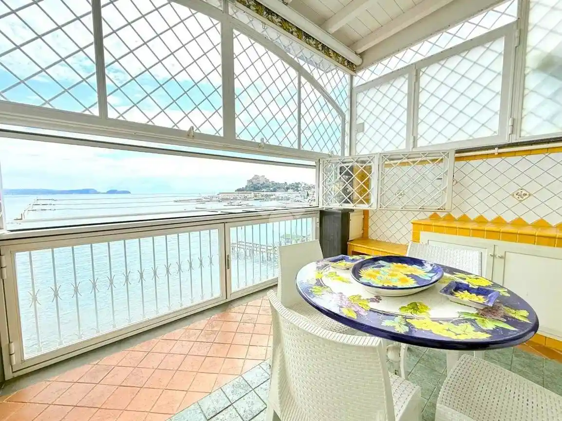 Appartamento in vendita a Bacoli