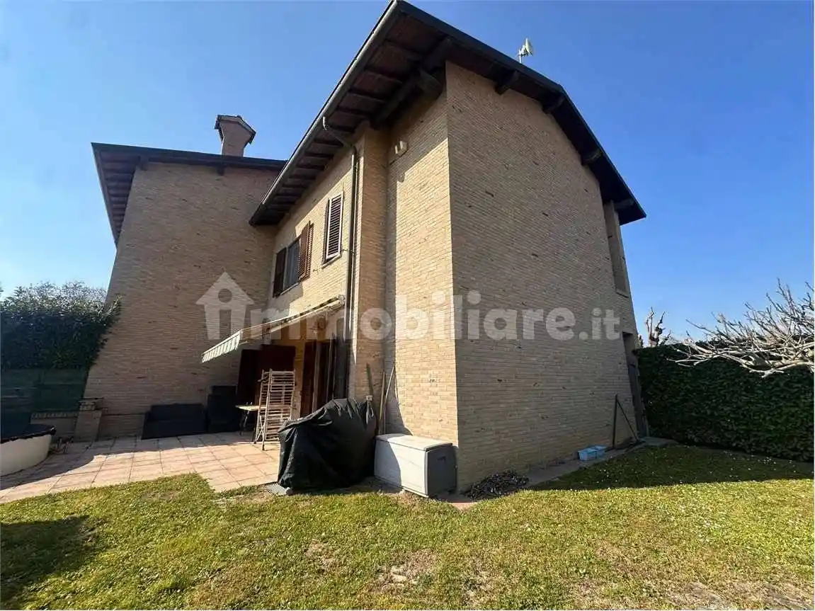 Villetta a schiera in vendita a Monguzzo