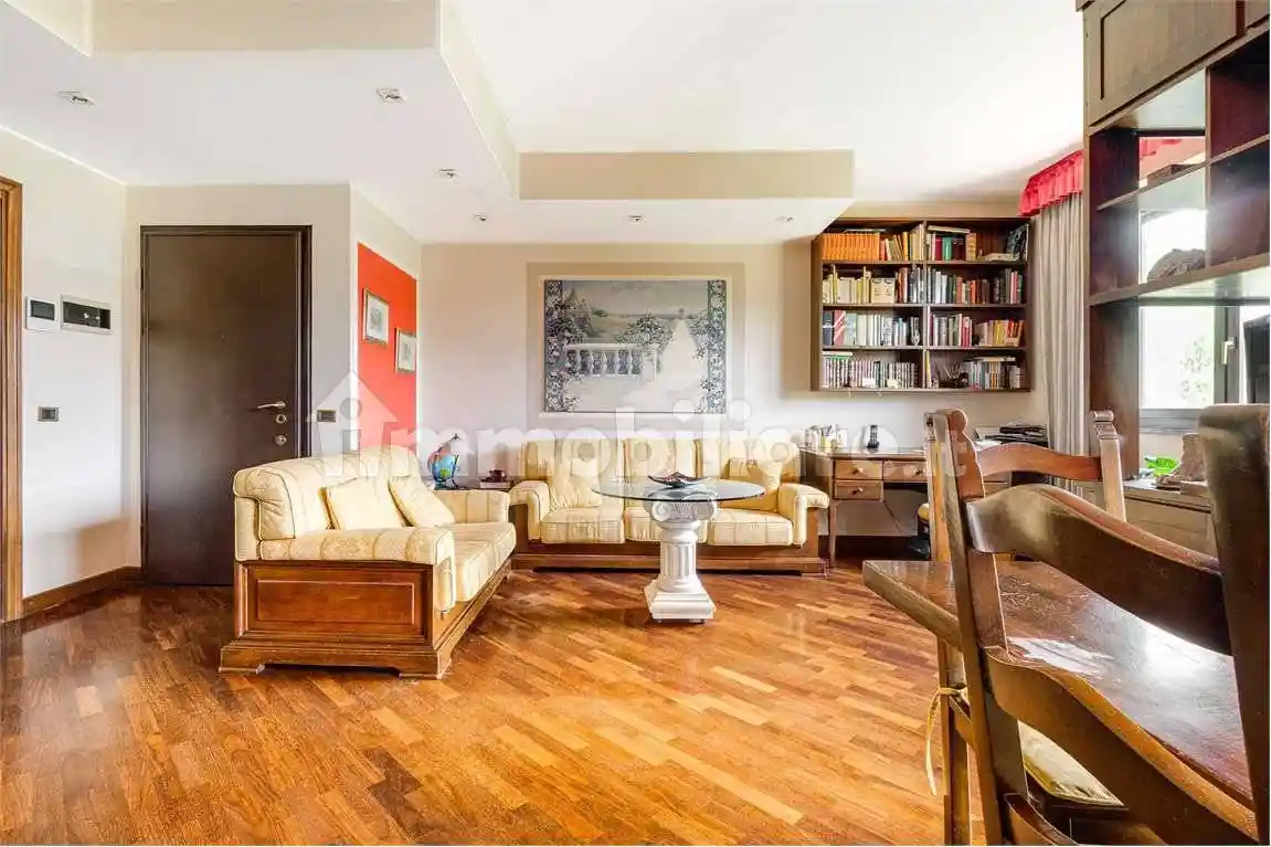 Appartamento in vendita a Rho