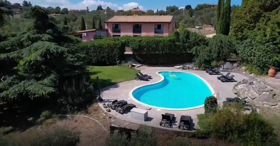 Rustico - Casale in vendita a Montefiascone