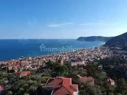 Casa indipendente in vendita a Alassio