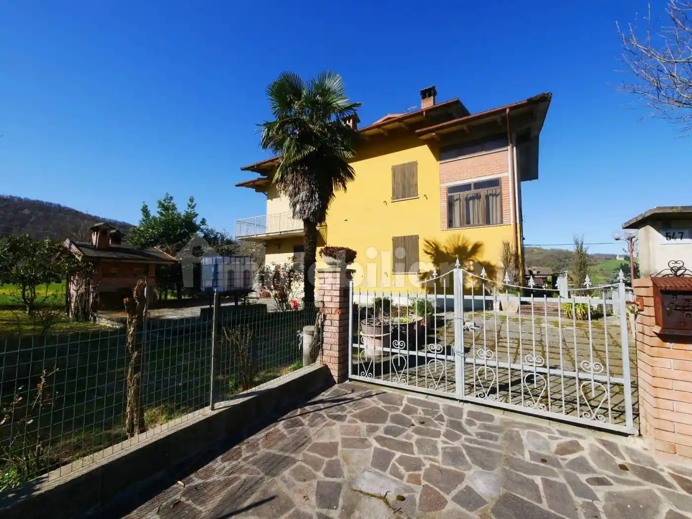 Villa in vendita a Serramazzoni