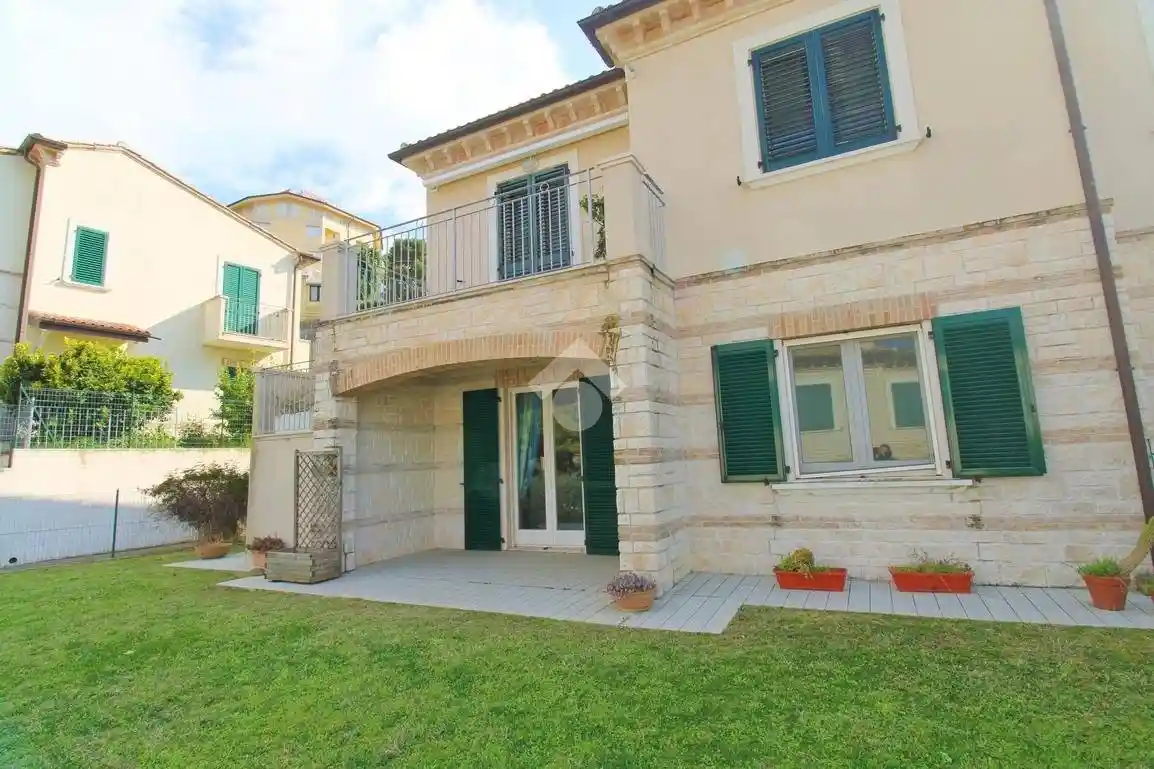 Appartamento in vendita a Sirolo