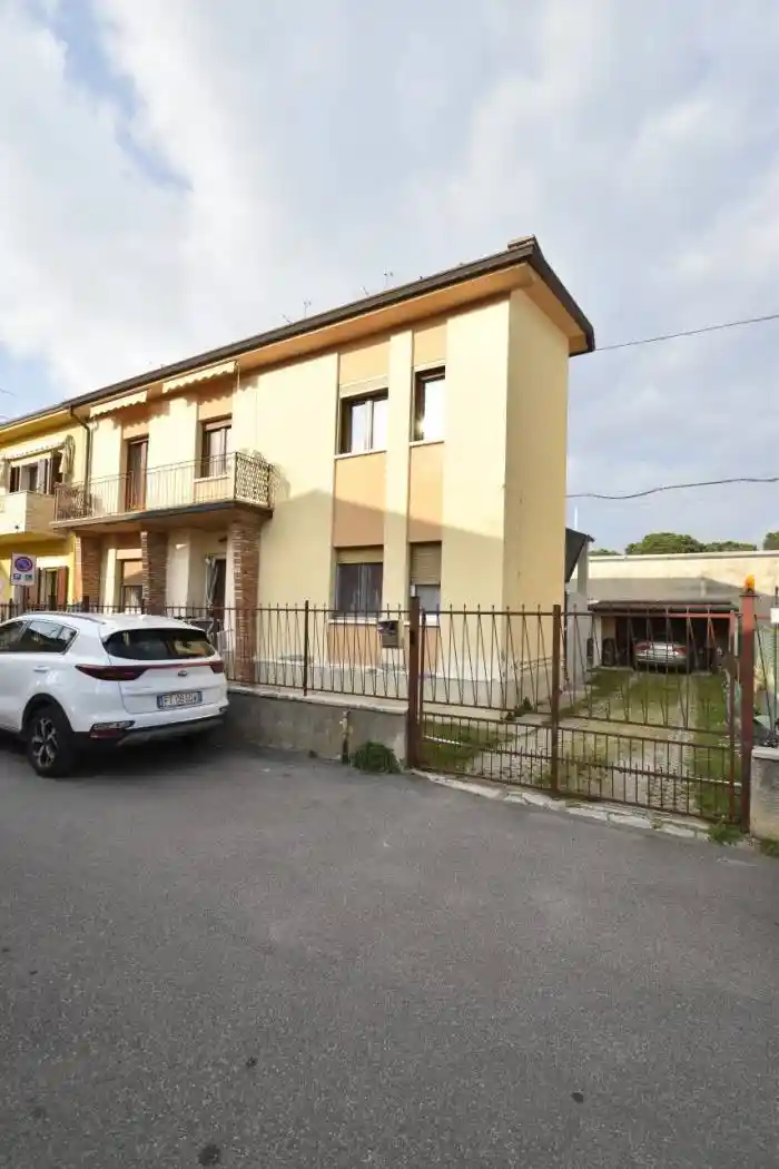 Appartamento in vendita a Bussolengo