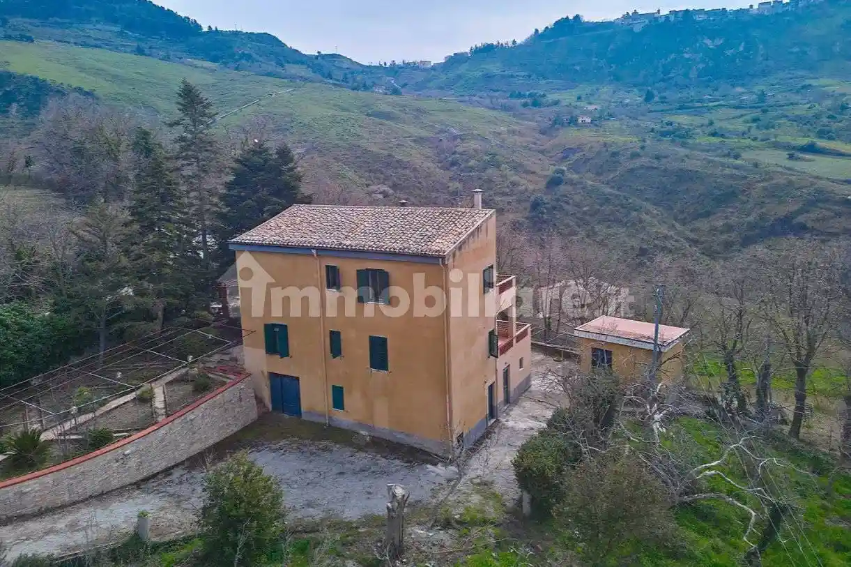 Villa in vendita a Polizzi Generosa