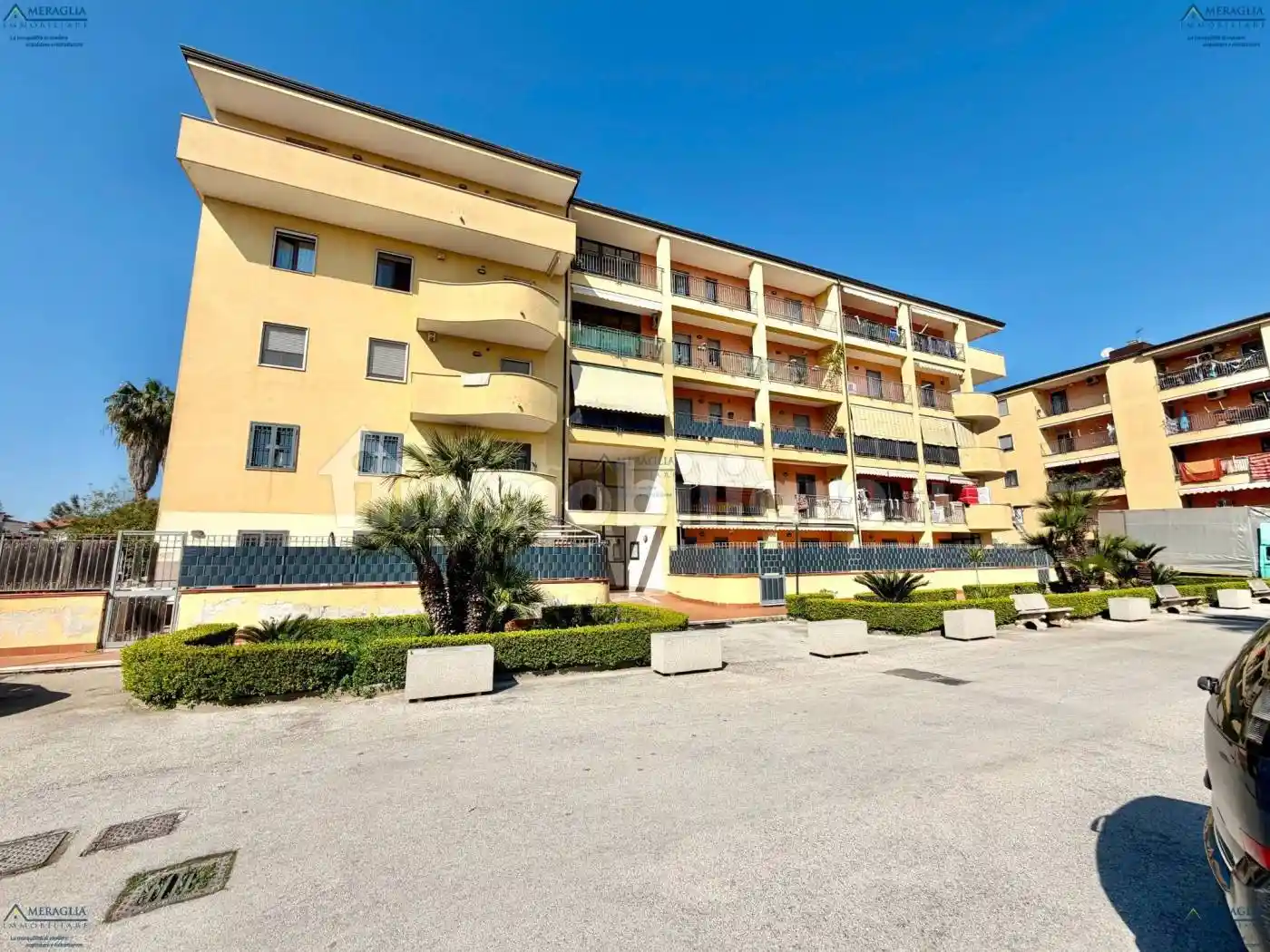 Appartamento in vendita a Trentola-Ducenta