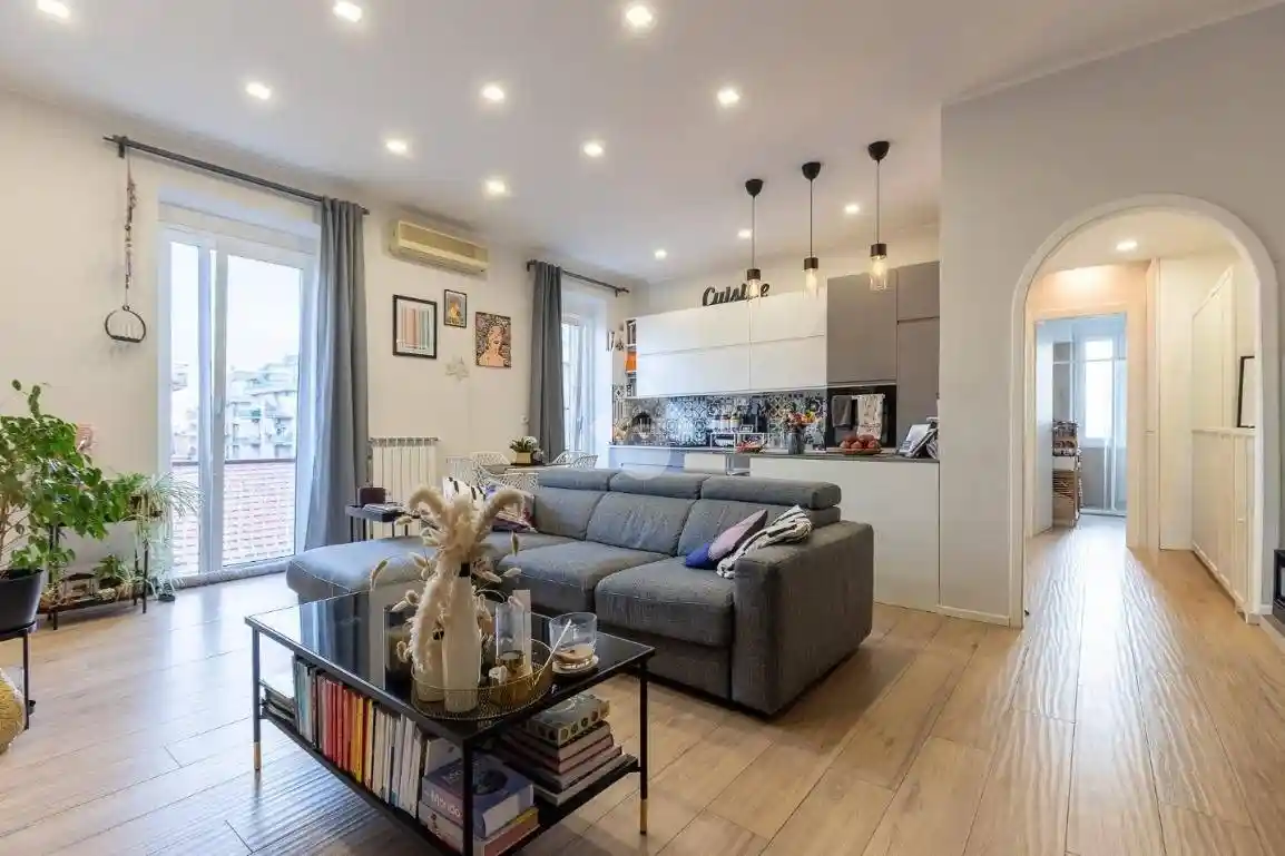 Appartamento in vendita a Roma