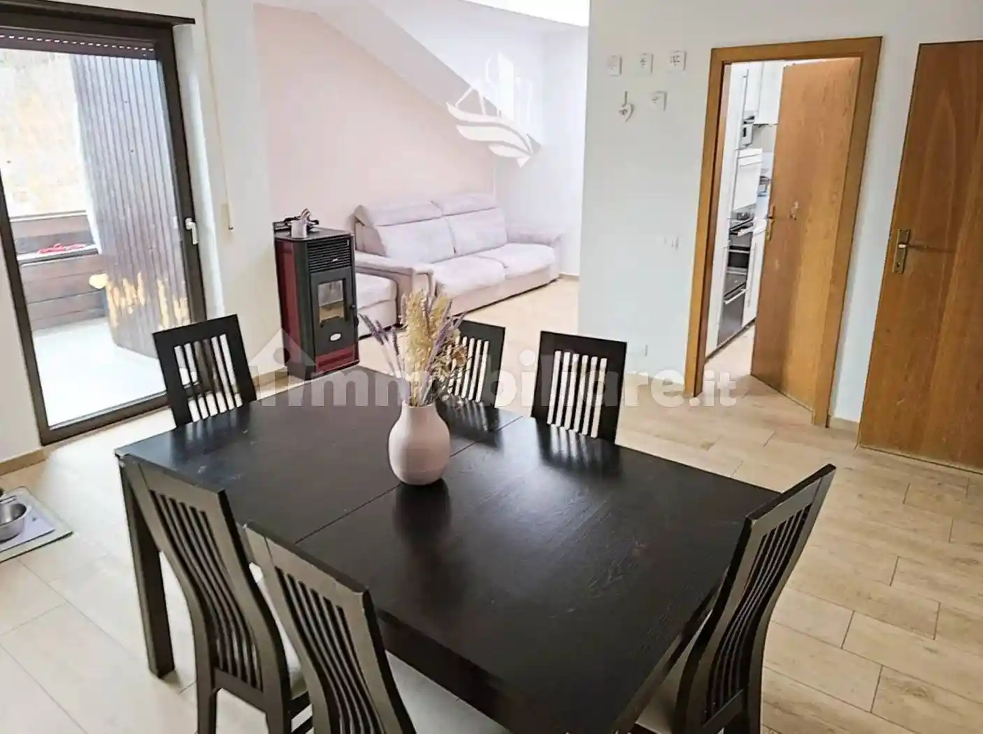 Appartamento in vendita a Varna