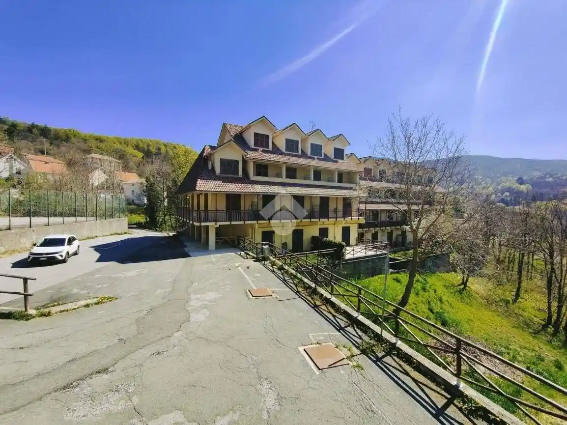 Appartamento in vendita a Urbe