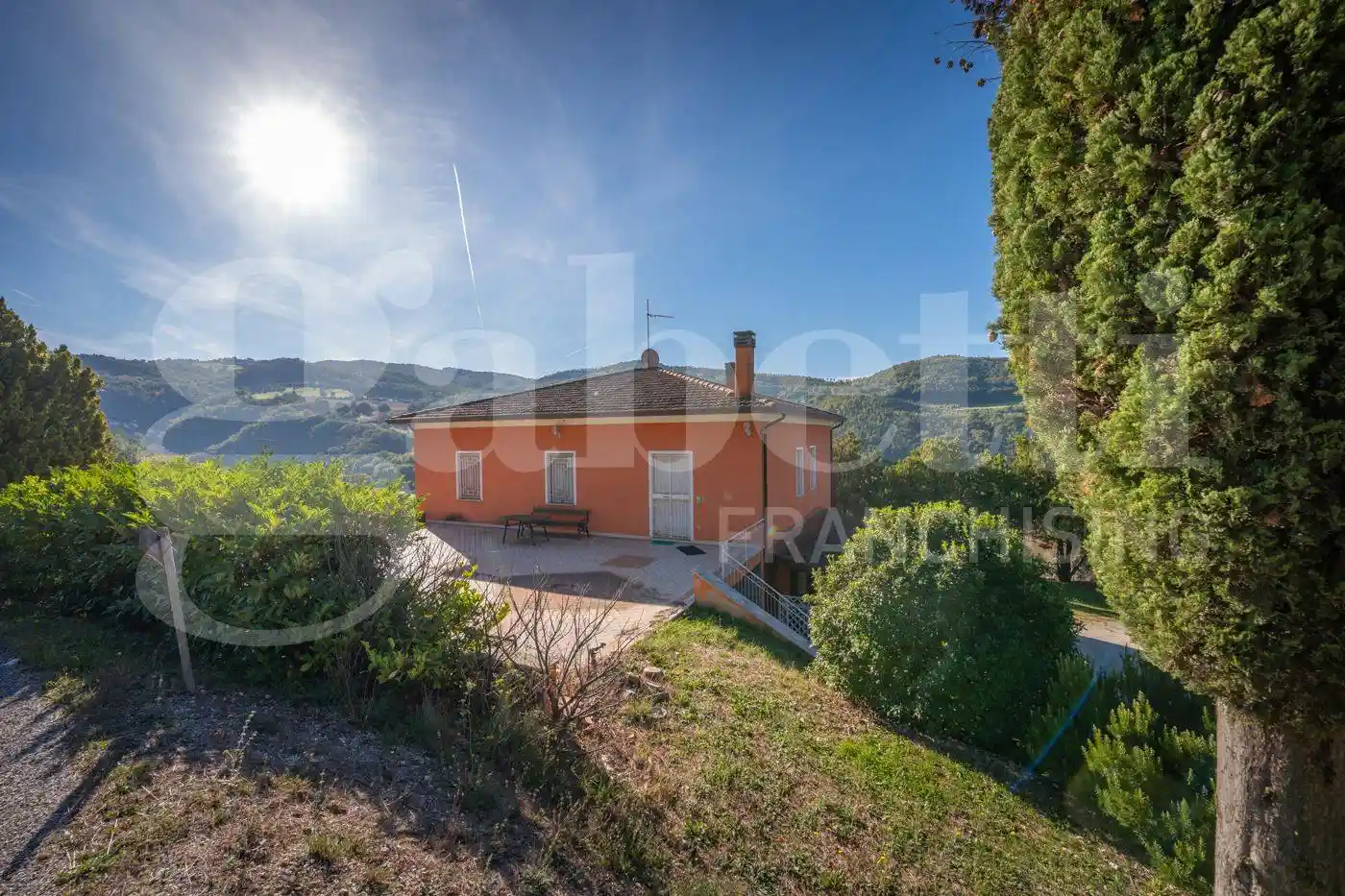 Casa indipendente in vendita a Valfabbrica