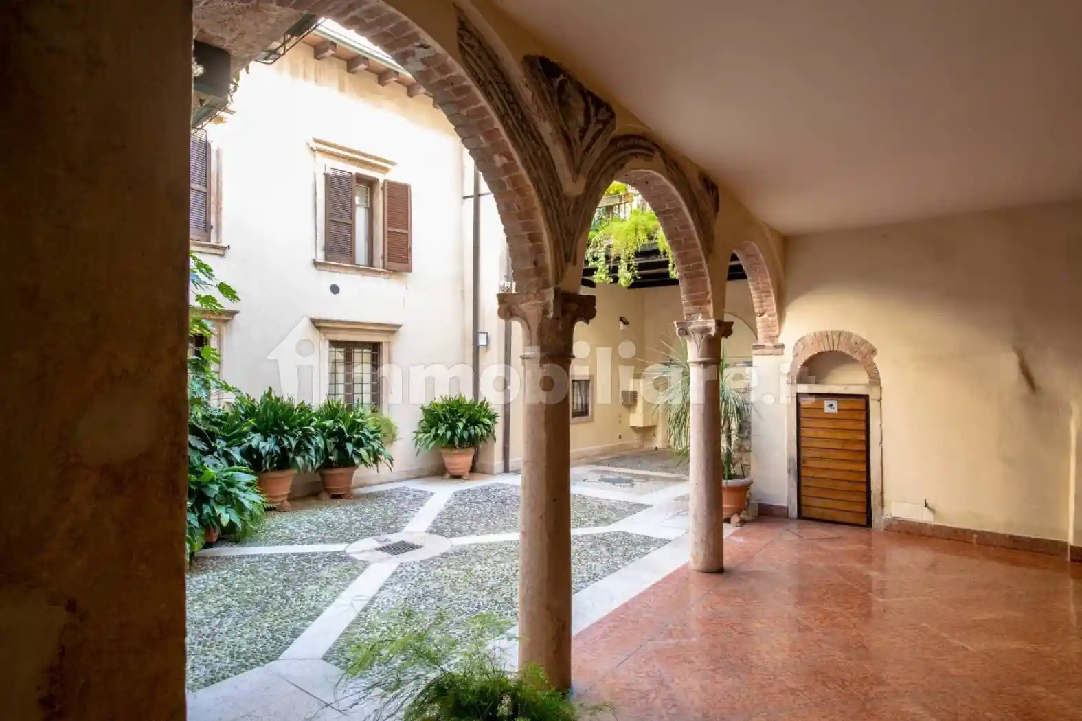 Appartamento in vendita a Verona