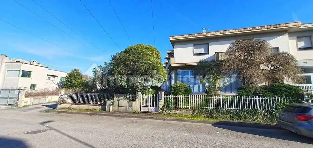 Appartamento in vendita a Terranuova Bracciolini